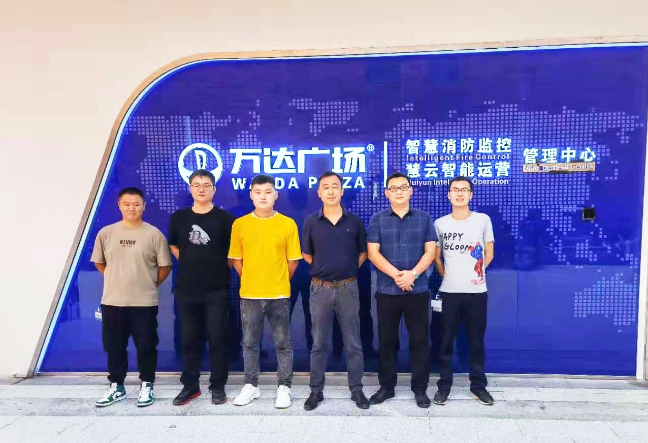 李总亲临现�?.jpg